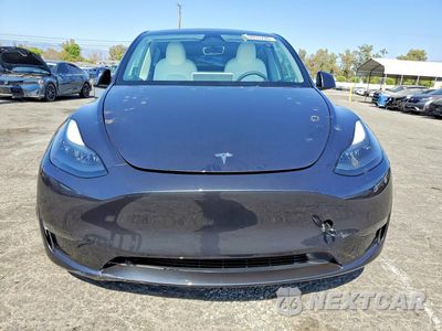 Piąte zdjęcie samochodu w środku: 2024 TESLA MODEL Y VIN:7SAYGDEE2RF082552 - miniatura