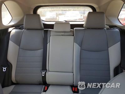 Zdjęcie 10 z 14 samochodu: 2024 TOYOTA RAV4 XLE PREMIUM VIN:2T3A1RFV6RW440936 - miniatura