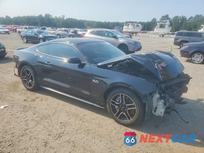 Czwarte zdjęcie samochodu z boku: 2021 FORD MUSTANG GT VIN:1FA6P8CF4M5123741 - miniatura