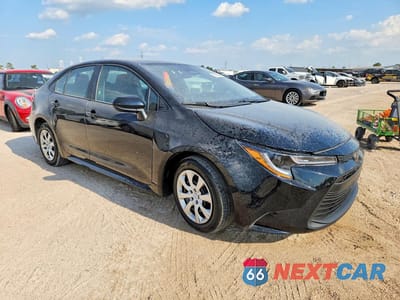 Czwarte zdjęcie samochodu z boku: 2025 TOYOTA COROLLA LE VIN:5YFB4MDE4SP286227 - miniatura