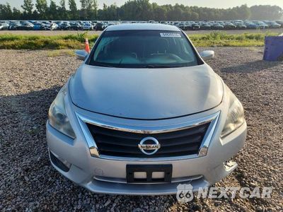 Piąte zdjęcie samochodu w środku: 2015 NISSAN ALTIMA 2.5 S VIN:1N4AL3AP7FN317574 - miniatura