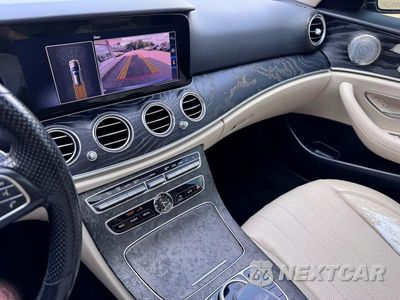 Zdjęcie 10 z 13 samochodu: 2017 MERCEDES-BENZ E 400 4MATIC VIN:WDDZH6GB9HA239374 - miniatura