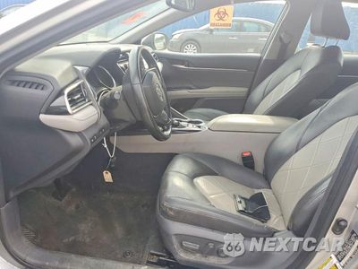 Zdjęcie 12 z 12 samochodu: 2018 TOYOTA CAMRY HYBRID XLE VIN:4T1B21HK6JU002632 - miniatura