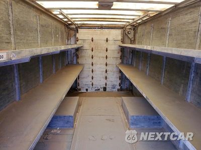 Zdjęcie 10 z 12 samochodu: 2011 FREIGHTLINER MT55 CHASSIS DELIVERY TRUCK VIN:4UZAARDU5BCBE5291 - miniatura