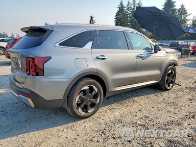 Trzecie zdjęcie samochodu z tyłu: 2025 KIA SORENTO EX VIN:KNDRJDJH5S5299314 - miniatura