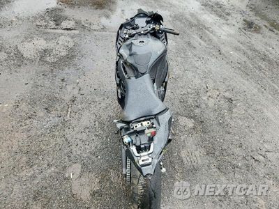 Zdjęcie 6 z 10 samochodu: 2025 KAWASAKI ZX1002 L VIN:JKBZXVL15SA019974 - miniatura