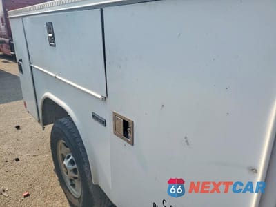Zdjęcie 10 z 13 samochodu: 2017 CHEVROLET SILVERADO C2500 HEAVY DUTY VIN:1GB0CUEGXHZ364930 - miniatura