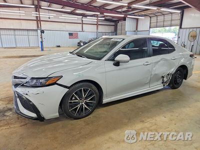 2024 TOYOTA CAMRY SE 4T1T11AK8RU255142 - główne zdjęcie licytacji z USA - miniatura