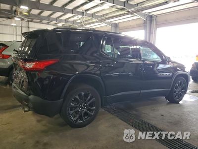 Trzecie zdjęcie samochodu z tyłu: 2021 CHEVROLET TRAVERSE RS VIN:1GNEVJKW1MJ125997 - miniatura