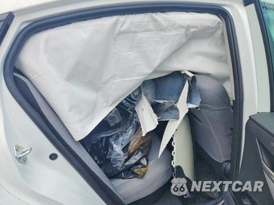 Zdjęcie 10 z 12 samochodu: 2025 TOYOTA CAMRY LE VIN:4T1DBADK7SU517848 - miniatura
