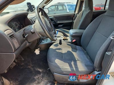 Zdjęcie 7 z 12 samochodu: 2003 JEEP GRAND CHEROKEE LAREDO VIN:1J4GW48S23C617407 - miniatura