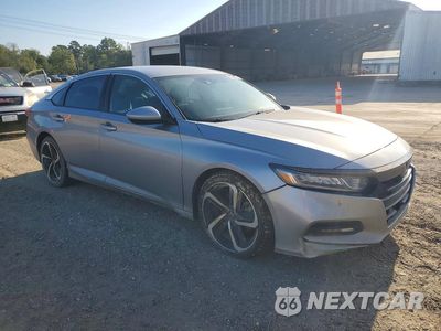 Czwarte zdjęcie samochodu z boku: 2019 HONDA ACCORD SPORT VIN:1HGCV1F3XKA142120 - miniatura