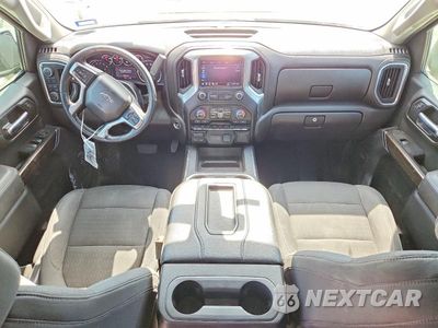 Zdjęcie 8 z 12 samochodu: 2021 CHEVROLET SILVERADO K1500 RST VIN:3GCUYEED1MG351021 - miniatura