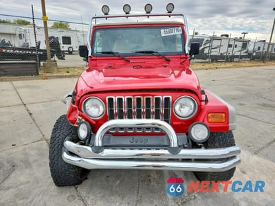 Piąte zdjęcie samochodu w środku: 2002 JEEP WRANGLER / TJ SPORT VIN:1J4FA49S72P705918 - miniatura