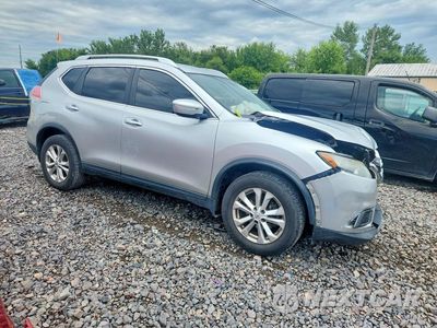 Czwarte zdjęcie samochodu z boku: 2015 NISSAN ROGUE SV VIN:KNMAT2MT5FP560091 - miniatura