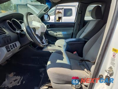 Zdjęcie 7 z 12 samochodu: 2014 TOYOTA TACOMA BASE VIN:5TFTX4CNXEX045808 - miniatura