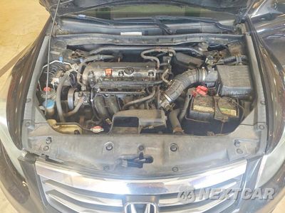 Zdjęcie 11 z 12 samochodu: 2011 HONDA ACCORD EXL VIN:1HGCP2F89BA004127 - miniatura