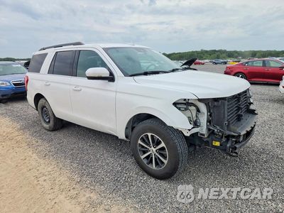 Czwarte zdjęcie samochodu z boku: 2018 FORD EXPEDITION XLT VIN:1FMJU1JT2JEA49238 - miniatura