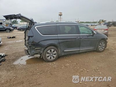 Trzecie zdjęcie samochodu z tyłu: 2018 CHRYSLER PACIFICA HYBRID LIMITED VIN:2C4RC1N76JR118653 - miniatura
