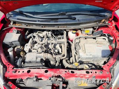 Zdjęcie 12 z 13 samochodu: 2013 TOYOTA PRIUS C TWO VIN:JTDKDTB38D1551329 - miniatura