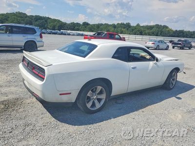 Trzecie zdjęcie samochodu z tyłu: 2018 DODGE CHALLENGER SXT VIN:2C3CDZAG2JH220033 - miniatura