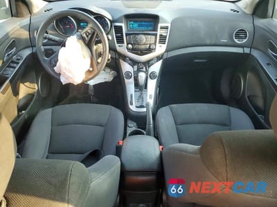 Zdjęcie 8 z 12 samochodu: 2015 CHEVROLET CRUZE LT VIN:1G1PC5SB6F7286589 - miniatura