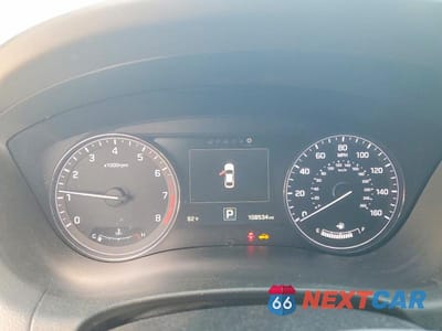 Zdjęcie 9 z 12 samochodu: 2017 GENESIS G80 3.8 VIN:KMHGN4JE6HU180814 - miniatura