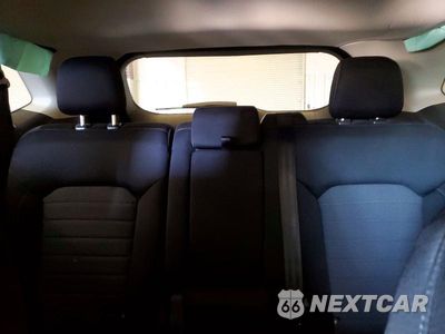 Zdjęcie 10 z 13 samochodu: 2017 FORD EDGE SE VIN:2FMPK4G9XHBB73373 - miniatura
