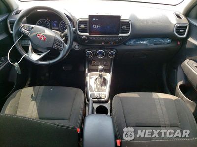 Zdjęcie 8 z 12 samochodu: 2021 HYUNDAI VENUE SEL VIN:KMHRC8A3XMU115902 - miniatura