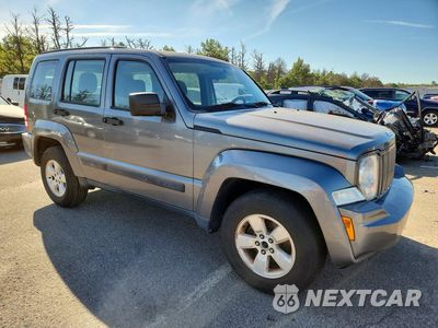 Czwarte zdjęcie samochodu z boku: 2012 JEEP LIBERTY SPORT VIN:1C4PJMAKXCW204115 - miniatura