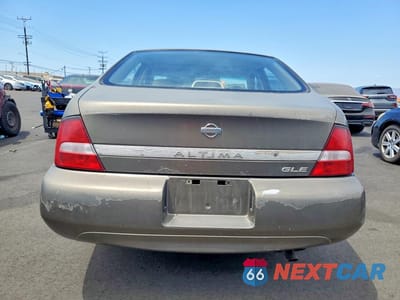 Zdjęcie 6 z 12 samochodu: 2001 NISSAN ALTIMA GXE VIN:1N4DL01A31C169743 - miniatura