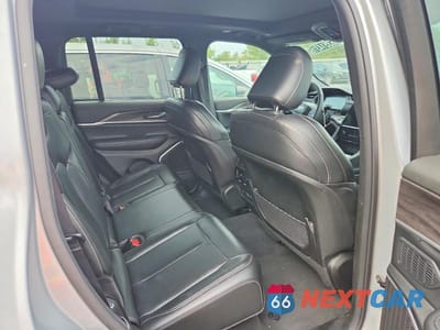 Zdjęcie 11 z 13 samochodu: 2024 JEEP GRAND CHEROKEE LIMITED 4XE VIN:1C4RJYB62R8531980 - miniatura