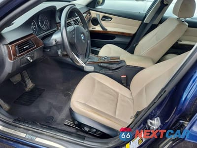 Zdjęcie 7 z 12 samochodu: 2011 BMW 328 XI SULEV VIN:WBAPK5G5XBNN26145 - miniatura