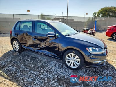 Czwarte zdjęcie samochodu z boku: 2019 VOLKSWAGEN GOLF S VIN:3VWG57AU6KM016159 - miniatura