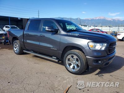 Czwarte zdjęcie samochodu z boku: 2019 RAM 1500 BIG HORN/LONE STAR VIN:1C6SRFFTXKN784624 - miniatura