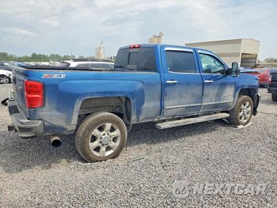 Trzecie zdjęcie samochodu z tyłu: 2017 CHEVROLET SILVERADO K2500 HEAVY DUTY LTZ VIN:1GC1KWEY9HF198781 - miniatura