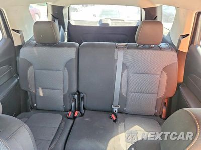 Zdjęcie 10 z 13 samochodu: 2021 CHEVROLET TRAVERSE LS VIN:1GNERFKW9MJ230935 - miniatura