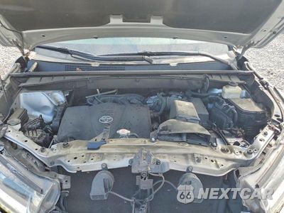 Zdjęcie 12 z 13 samochodu: 2018 TOYOTA HIGHLANDER LIMITED PLATINUM VIN:5TDYZRFH6JS242915 - miniatura