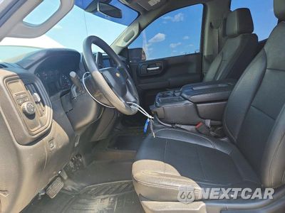 Zdjęcie 7 z 12 samochodu: 2021 CHEVROLET SILVERADO C1500 VIN:1GCRWAEH6MZ292958 - miniatura