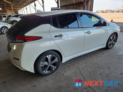 Trzecie zdjęcie samochodu z tyłu: 2020 NISSAN LEAF SV VIN:1N4AZ1CP1LC309929 - miniatura
