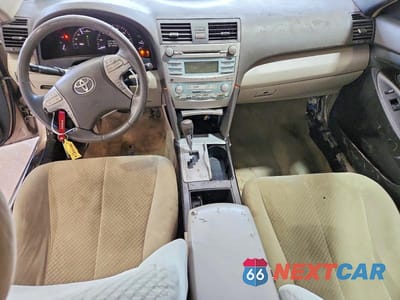 Zdjęcie 8 z 12 samochodu: 2007 TOYOTA CAMRY HYBRID VIN:JTNBB46K273011525 - miniatura