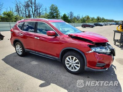Czwarte zdjęcie samochodu z boku: 2017 NISSAN ROGUE SV VIN:5N1AT2MV8HC839235 - miniatura