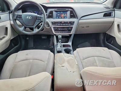 Zdjęcie 8 z 12 samochodu: 2017 HYUNDAI SONATA SE VIN:5NPE24AF6HH505369 - miniatura