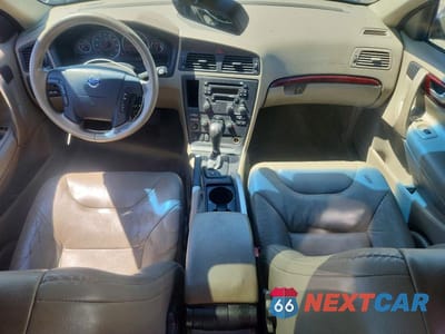 Zdjęcie 8 z 12 samochodu: 2004 VOLVO XC70 VIN:YV1SZ59H741147219 - miniatura