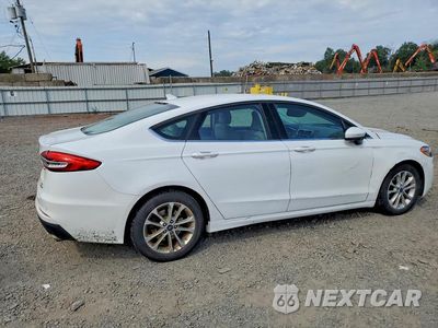 Trzecie zdjęcie samochodu z tyłu: 2019 FORD FUSION SE VIN:3FA6P0HD5KR145802 - miniatura