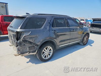 Trzecie zdjęcie samochodu z tyłu: 2017 FORD EXPLORER XLT VIN:1FM5K7D89HGB39583 - miniatura