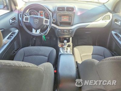 Zdjęcie 8 z 12 samochodu: 2017 DODGE JOURNEY CROSSROAD VIN:3C4PDCGB4HT707175 - miniatura