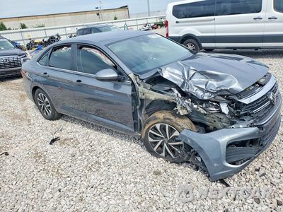 Czwarte zdjęcie samochodu z boku: 2024 VOLKSWAGEN JETTA S VIN:3VW5M7BU2RM095929 - miniatura