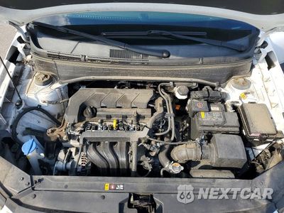 Zdjęcie 12 z 13 samochodu: 2021 HYUNDAI VENUE SEL VIN:KMHRC8A38MU108463 - miniatura