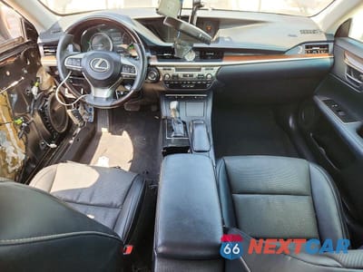 Zdjęcie 8 z 12 samochodu: 2018 LEXUS ES 350 VIN:58ABK1GG6JU115454 - miniatura